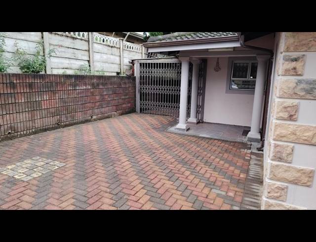 3 BEDROOM HOUSE FOR SALE IN SHALLCROSS